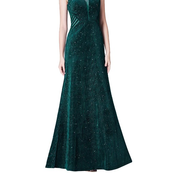 New Green Velvet Pleaded Evening Prom Dresses. - Picture 2 of 12